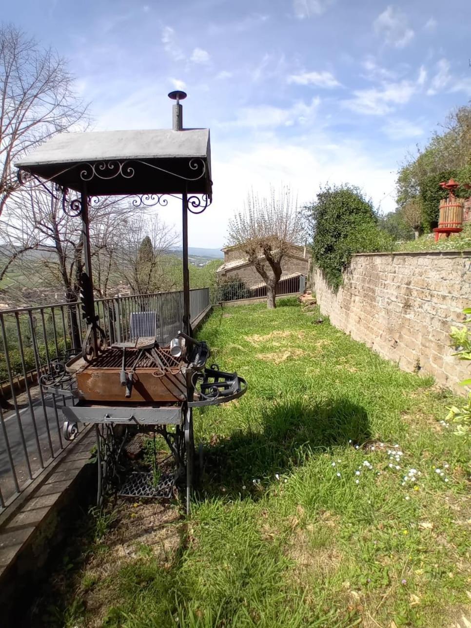 Casa Serafina Trilocale Con Arredi D'Arte E Parcheggio Privato Orvieto Zewnętrze zdjęcie
