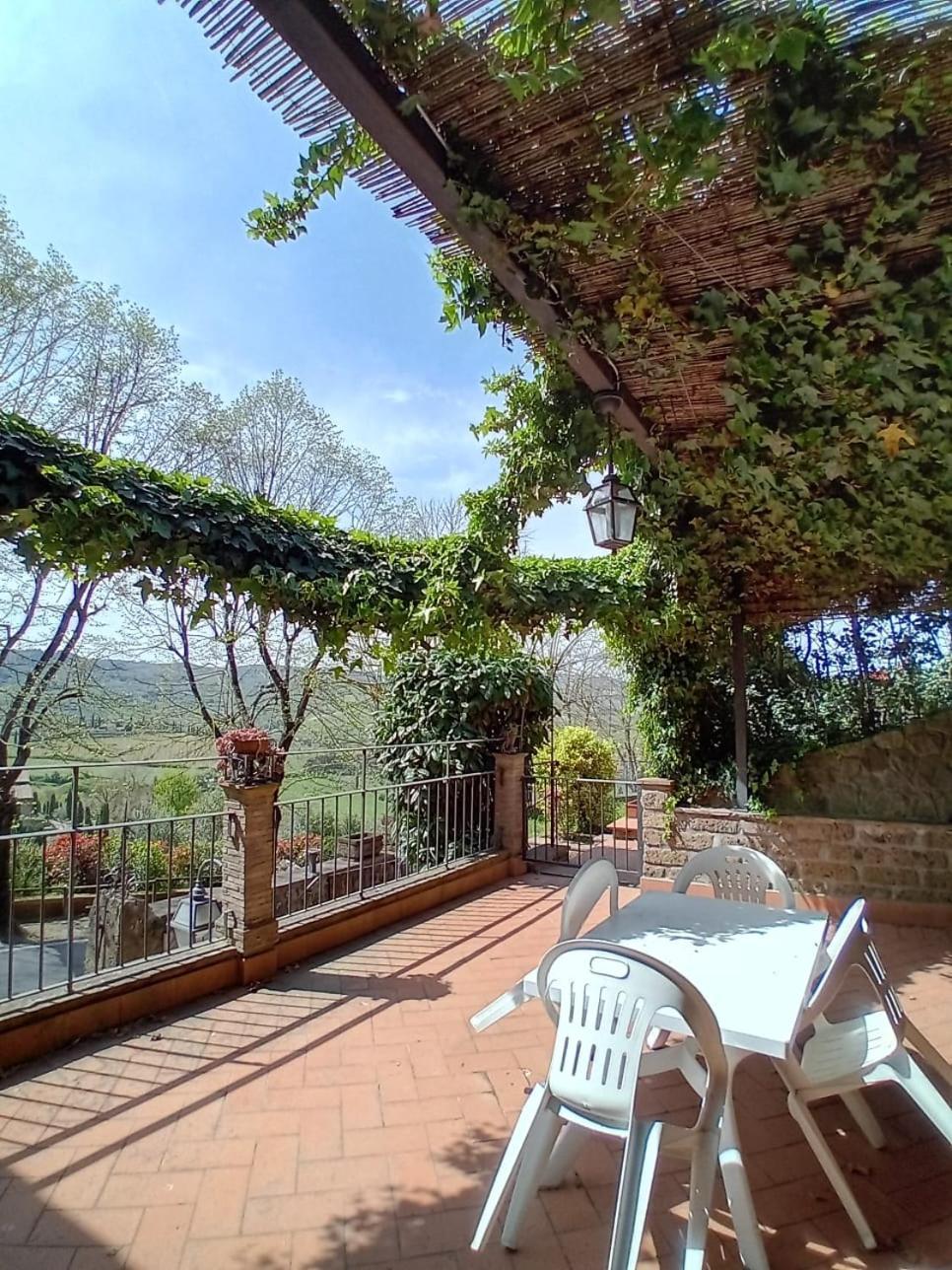Casa Serafina Trilocale Con Arredi D'Arte E Parcheggio Privato Orvieto Zewnętrze zdjęcie